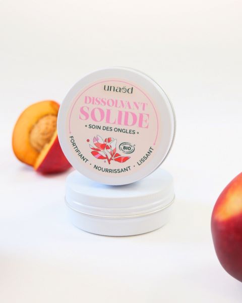 Dissolvant solide et soin des ongles - 1